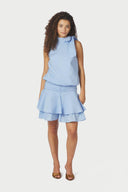 veda-poplin-halter-top-light-blue-neo-noir-modelfoto-vooraanzicht-1