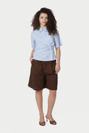 hazell-gestreepte-hemd-blouse-neo-noir-blouse-wit-blauwe-streepjes-vooraanzicht-2