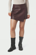 Elayne Faux Leather Nepleren Mini Broekrok | Neo Noir