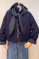 eugenie-puffer-sjaal-capuchon-mantel-jas-navy-donkerblauw-sweet-like-you-productfoto-vooraanzicht-1