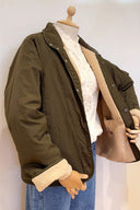 isadora-teddy-col-korte-mantel-jas-khaki-khakigroen-sweet-like-you-productfoto-zijaanzicht-1