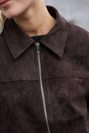 Titan Faux Suede Nepleren Korte Jas | Neo Noir