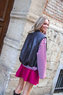 mercy-east-gebreide-mini-rok-rhododendron-bordeaux-msch-copenhagen-lookfoto-achteraanzicht-1