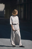 viana-ginia-hemd-blouse-sand-melange-msch-copenhagen-modelfoto-vooraanzicht-1