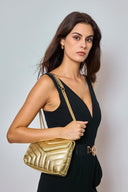 metallic-chevron-schoudertas-gold-sweet-like-you-model-vooraanzicht-5
