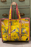 lovie-gewatteerde-shopper-yellow-sweet-like-you-productfoto-vooraanzicht-2