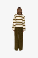 stroba-gestreepte-polo-top-fir-green-donkergroen-moves-modelfoto-achteraanzicht-1
