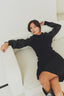 yasdotme-sweater-mesh-black-stippen-yas-model-vooraanzicht-1