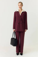 yaslikka-oversized-blazer-fig-bordeaux-yas-modelfoto-vooraanzicht-3