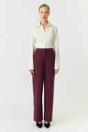 yaslikka-geklede-pantalon-broek-bordeaux-fig-yas-modelfoto-vooraanzicht-1