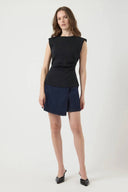 yaspina-t-shirt-black-yas-model-vooraanzicht-1