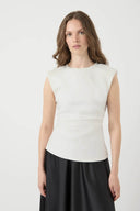 yaspina-t-shirt-star-white-yas-model-vooraanzicht-2