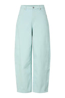 yaslua-barrel-denim-jeans-surf-spray-productfoto-vooraanzicht-1