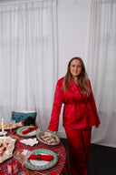 yassiro-satijnen-blazer-persian-red-rood-yas-lookfoto-vooraanzicht-1