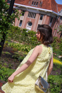 yascrimo-mini-ruche-jurk-wax-yellow-Y.A.S-modelfoto-close-up-2