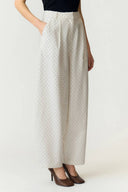 yasdotly-polka-dot-barrel-balloon-geklede-broek-star-white-Y.A.S-modelfoto-zijaanzicht-1