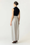 yasdotly-polka-dot-barrel-balloon-geklede-broek-star-white-Y.A.S-modelfoto-achteraanzicht-1
