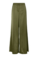 yaspelana-satijnen-geklede-broek-groen-spaghnum-yas-productfoto-vooraanzicht-1