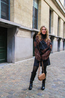 yasriu-assymetrische-overslag-rok-zwart-yas-lookfoto-vooraanzicht-2