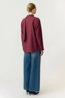 yasmargo-geruite-hemd-blouse-bordeaux-yas-modelfoto-achteraanzicht-1