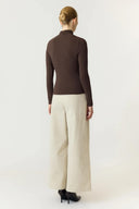 yaswoolan-jersey-col-top-chocolate-brown-Y.A.S-modelfoto-achteraanzicht-1