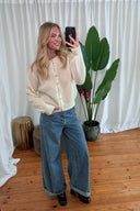 colette-super-kid-mohair-cardigan-cream-ecru-sweet-like-you-modelfoto-vooraanzicht-2