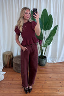 odette-korte-mouw-smock-blouse-bordeaux-sweet-like-you-lookfoto-vooraanzicht-2