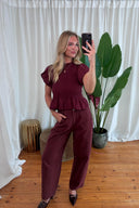 odette-korte-mouw-smock-blouse-bordeaux-sweet-like-you-lookfoto-vooraanzicht-5