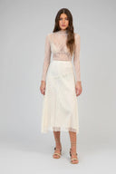 alibany-kanten-top-creme-ange-modelfoto-vooraanzicht-2