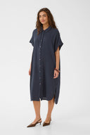 Elina-kaftan-jurk-lemon-meringue-salute-culture-modelfoto-vooraanzicht-4