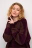 kimmy-gestreepte-gebreide-trui-wine-rosebrown-culture-model-vooraanzicht-2