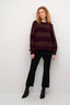 kimmy-gestreepte-gebreide-trui-wine-rosebrown-culture-model-vooraanzicht-3