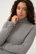 alexandra-jersey-col-top-culture-phantom-whitecap-stripe-modelfoto-detail-1