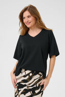 base-gith-t-shirt-black-culture-modelfoto-vooraanzicht-1