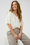 base-gith-t-shirt-spring-gardenia-culture-model-vooraanzicht-1