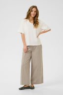 base-gith-t-shirt-spring-gardenia-culture-model-vooraanzicht-3