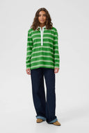 bejse-gestreept-polo-hemd-mint-green-white-stripe-culture-modelfoto-vooraanzicht-3