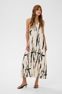 ora-grafische-maxi-jurk-white-black-culture-modelfoto-vooraanzicht-1