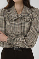 birsen-geruite-hemd-blouse-black-zwart-met-franjes-culture-modelfoto-detail-1