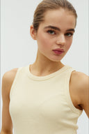 jaxon-rib-boothals-tanktop-summer-yellow-MBYM-modelfoto-detail-2