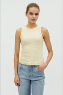 jaxon-rib-boothals-tanktop-summer-yellow-MBYM-modelfoto-vooraanzicht-3