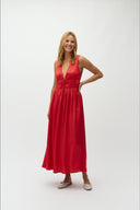 Marja-satijnen-jurk-rococco-red-MbyM-modelfoto-vooraanzicht-1