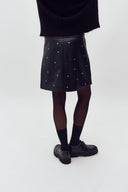 altari-studs-rok-black-mbym-model-achteraanzicht-1