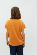 amana-luxe-t-shirt-orange-peel-mbym-model-achteraanzicht-1