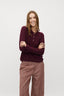 poli-gebreide-sweater-fig-mbym-model-vooraanzicht-1