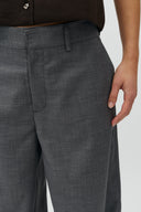 elsana-barrel-balloon-geklede-pantalon-broek-mbym-salt-pepper-grijs-modelfoto-close-up-1