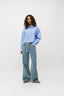 emele-geruite-blouse-ultramarine-check-mbym-model-vooraanzicht-3