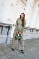 beckma-geklede-gilet-mouwloos-vest-beige-mbym-lookfoto-vooraanzicht-3