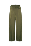 emeli-satijnen-geklede-pantalon-broek-smoked-olive-groen-mbym-productfoto-achteraanzicht-1