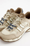 runner-2003-oasis-sneakers-beige-coolway-productfoto-close-up-1